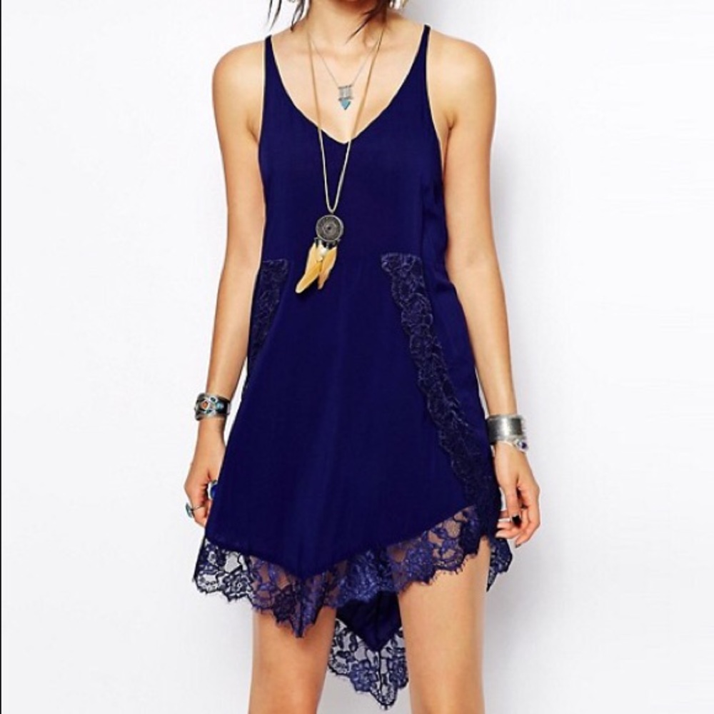 Eyelit Lace Shift dress